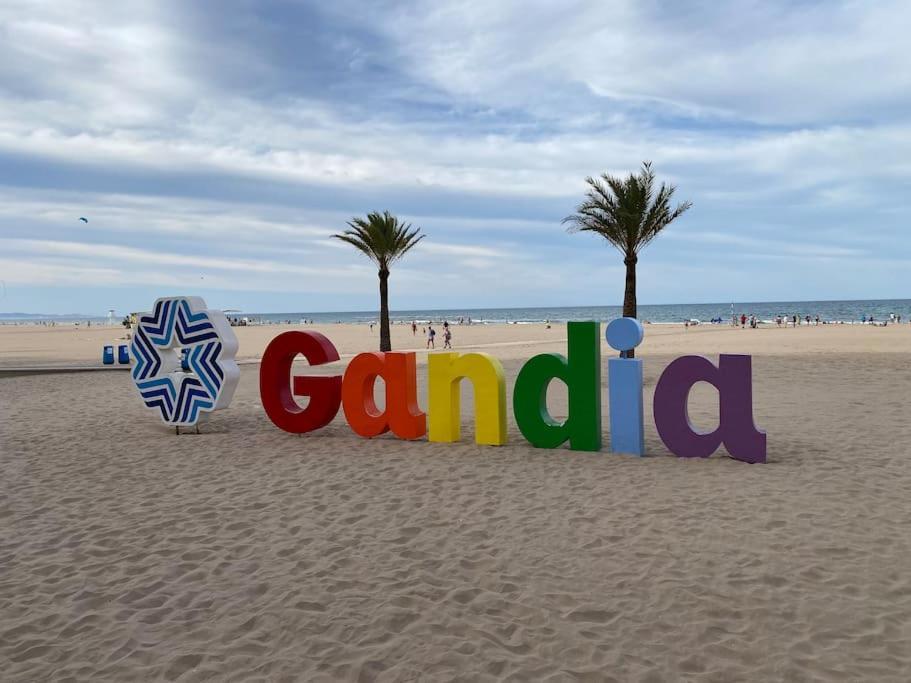 Lovely Family Apartment 2 Min. From The Beach Playa de Gandia Exterior foto