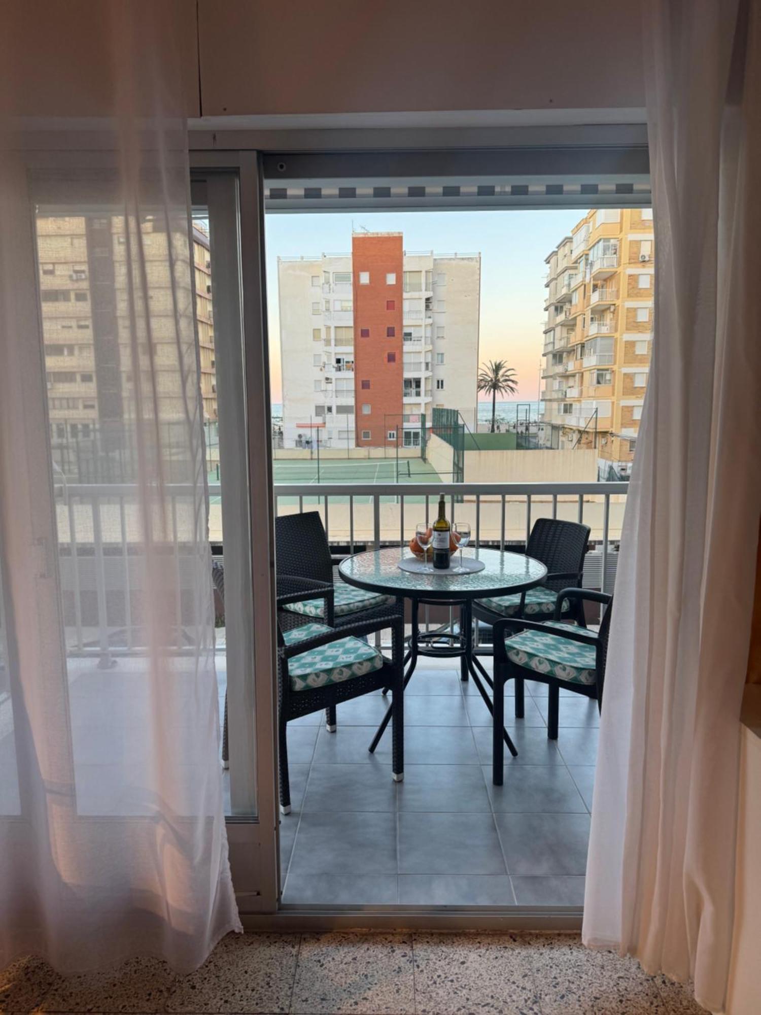 Lovely Family Apartment 2 Min. From The Beach Playa de Gandia Exterior foto